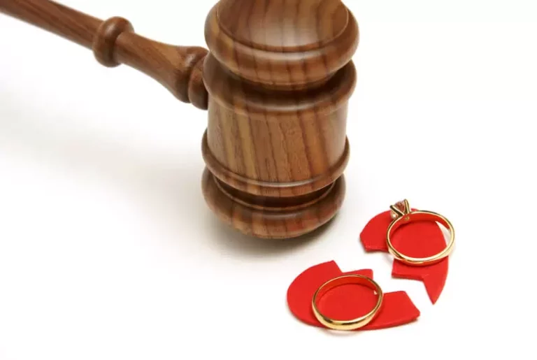 What-Is-A-Non-Working-Spouse-Entitled-To-In-A-Divorce-1