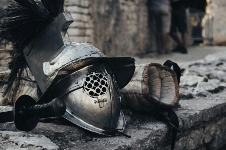6 Ways Criminal Defense Attorneys Can Help You Defend Your Case