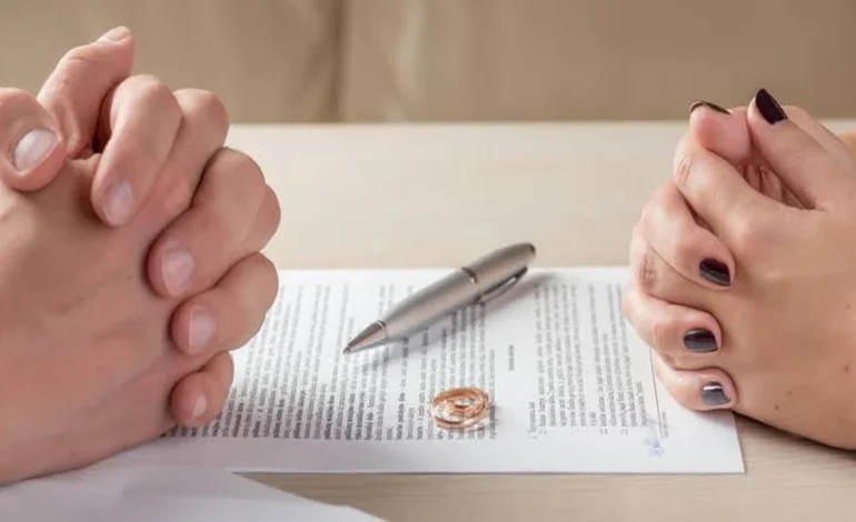 Served With Divorce Papers? Steps To Take Before Meeting A Divorce Lawyer Singapore